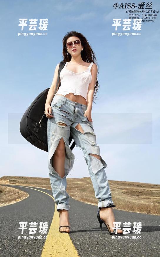 AISS爱丝(钻石版) - 这组赵梦洁的合集，油亮肉丝和黑色装完美碰撞