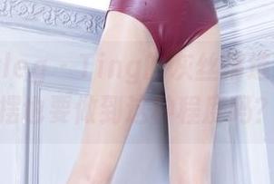 Beautyleg – Ting的灰丝精选：呃，显摆也要做到这种程度吗？