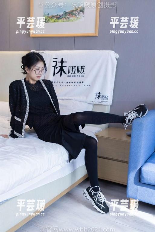 BoBoSocks袜啵啵 - 雪糕的花絮版：毛衣和堆堆袜套，你更爱哪个原图打油诗？