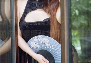 HuaYang花漾 – 说好的不起眼的美足，黄乐然的这组美图让我开始怀疑我的选择。