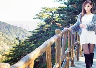 IMiss爱蜜社 – 看梦心玥，最新甜心写真，她像بجاجة甜蜜的小妖精，呼唤着我的想象。