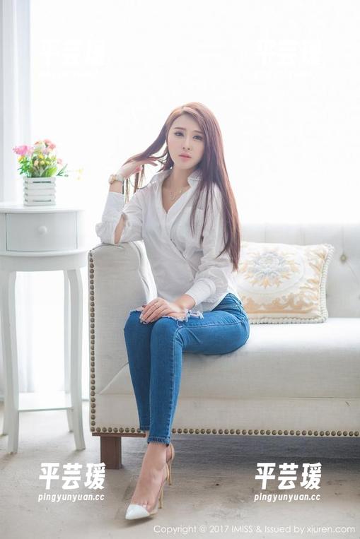 IMiss爱蜜社 - 看完萌白酱的油亮之作，我的皮肤都想和她拼了！