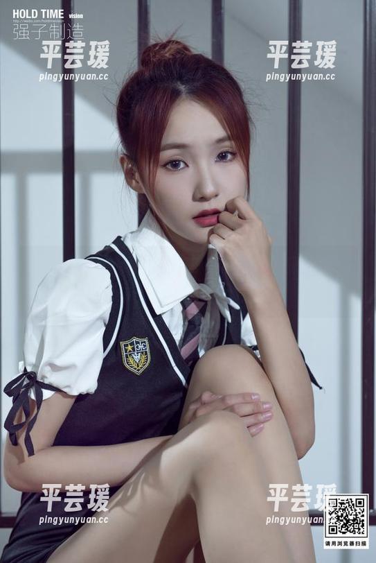 Ligui丽柜 - 黑白写真中的克拉拉，在线啥时候变成调色盘了？