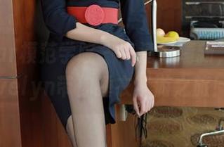 MFStar模范学院 – 高清好清新，艾莉Evelyn带你睡衣梦游之旅！