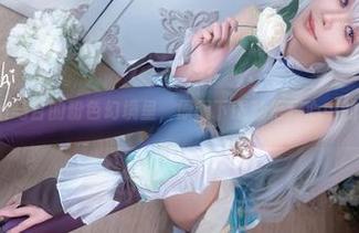 在Machi马吉的粉色幻境里，原图下载就是我心中的白月光！