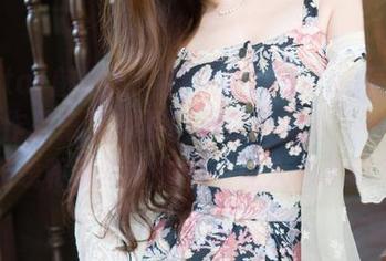 MiStar魅妍社 – 赵欢颜Jessica最新的旗袍作品集又来了！不过说实话，有时候光线和氛围比衣服更让人心动吧？