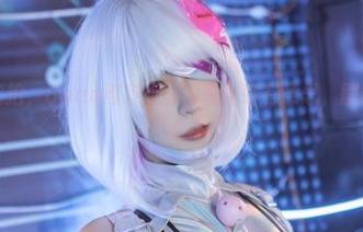 吃饱了才能拍，Quan冉有点饿的写真好有意思，剧情是小吃摊！