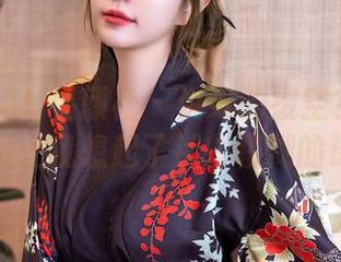 XINGYAN星颜社 – 说好的镂空？穆菲菲的图包让我想起了那些模糊的记忆。