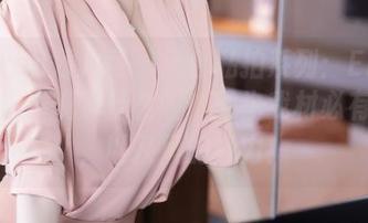 Xiuren秀人网 – 天台私拍系列：Elise谭晓彤展现了什么叫‘天生我材必有用’，以及风的威力！