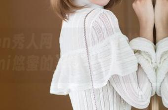 Xiuren秀人网 – 这是什么神仙草莓内衣，Yomi悠蜜的美图图集让我目不转睛！