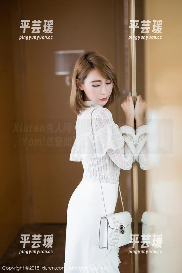 Xiuren秀人网 - 这是什么神仙草莓内衣，Yomi悠蜜的美图图集让我目不转睛！