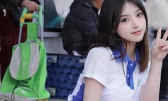 Xiuren秀人网 – 会飞的小虎牙的空姐冒险，精选图片go！