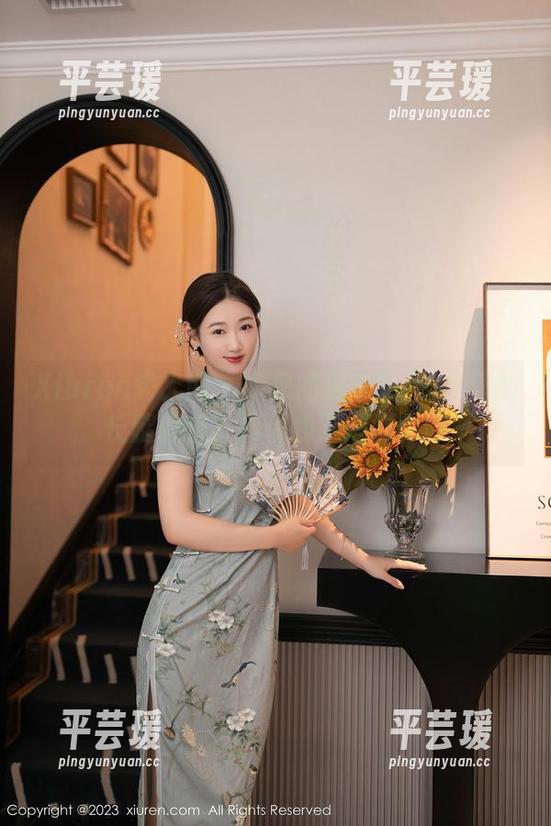 Xiuren秀人网 - 呆呆的瑞BB：图库里的长腿幻想，别说我没提醒你哦