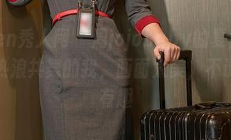 Xiuren秀人网 – 周jojobaby的夏日精选：与热浪共舞的我，画面太美，不说也可有趣