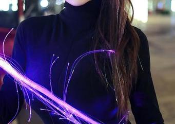 Xiuren秀人网 – 高清图片再造少女力量！周慕汐教你如何不被水瓶砸中。