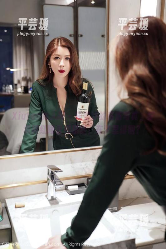 Xiuren秀人网 - 周慕汐的高清写真，穿着猩红睡衣和黑丝，在梦里徘徊？