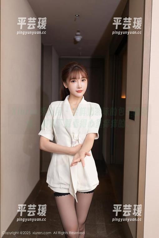 Xiuren秀人网 - 尝鲜奶茶味的包子的黑丝，高清下载看得心里痒痒的。