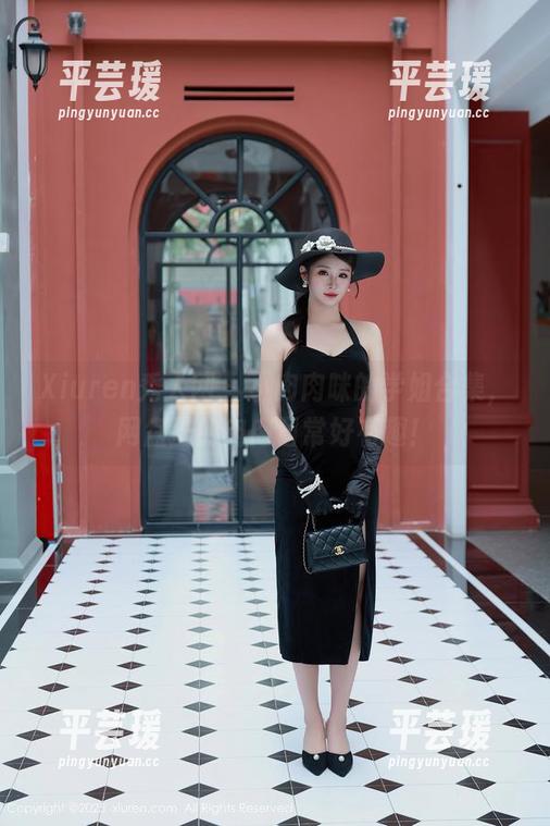 Xiuren秀人网 - 小肉肉咪的学姐合集，网盘里的肉肉日常好有趣！