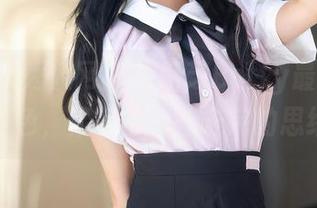 Xiuren秀人网 – 徐莉芝Botty最新杰作：白色，像极了一些未完的思绪。