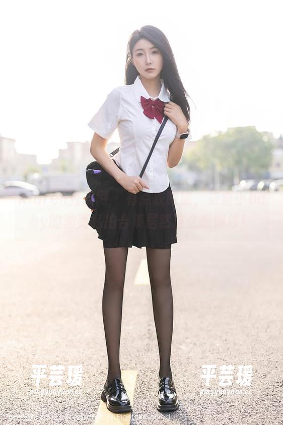 Xiuren秀人网 - 有点跌眼镜，柒喜小baby的油亮私拍合集居然这么抓眼球！