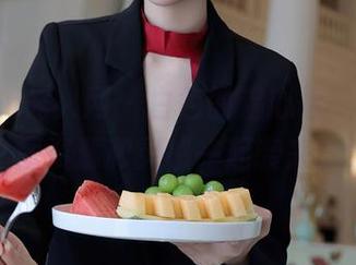 Xiuren秀人网 – 白色的温心怡，她的美图资源和灵感一起袭来！