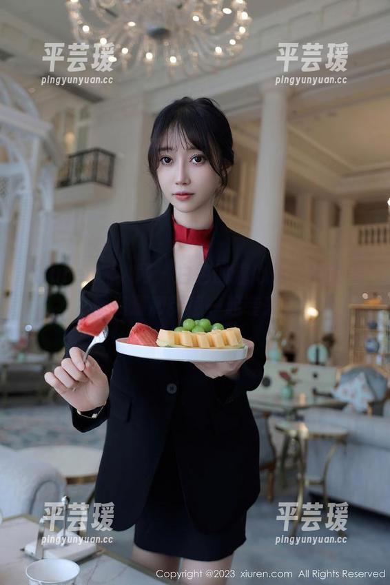 Xiuren秀人网 - 白色的温心怡，她的美图资源和灵感一起袭来！