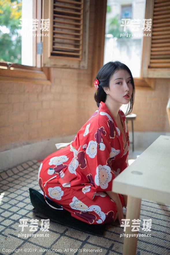 Xiuren秀人网 - 嗯？绯月樱的网袜，高清美图让我有种想摸摸看的冲动，奇怪吧？