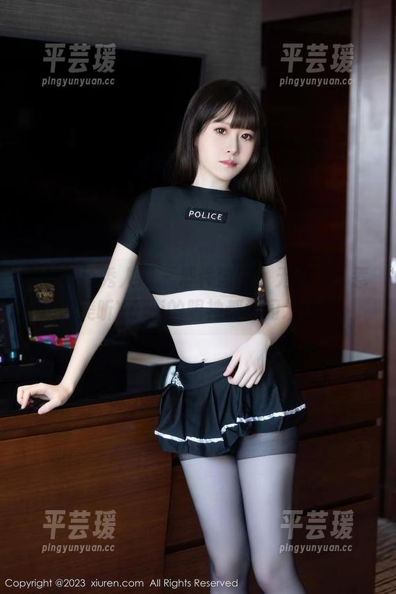 Xiuren秀人网 - 那件泳装：无圣光，惹得美昕Yumi的眼神都闪闪发亮！