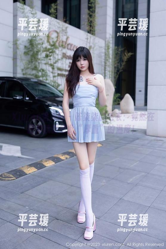 Xiuren秀人网 - 陈柒柒的毛衣：竟然在图库找到如此“厚重”的温度！