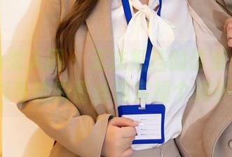 Xiuren秀人网 – 无法抵挡的诱惑：黄婧GIGI与她的蕾丝现实撞个满怀！