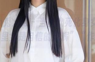 Xiuren秀人网 – 当黄歆苑化身女王，图包里全是自信的光辉”“作品