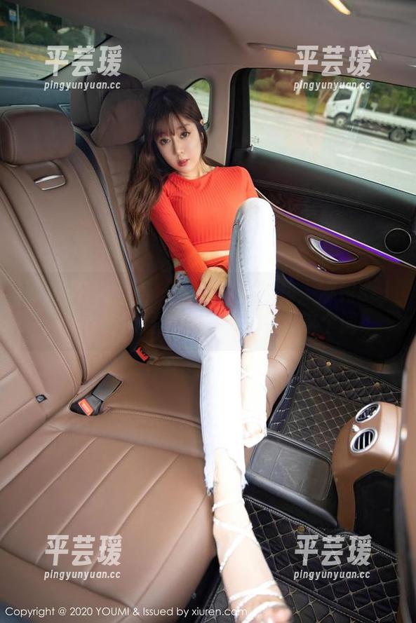 YouMi尤蜜荟 - 私房体操服集：娜露selena让我重新审视“运动”这个词