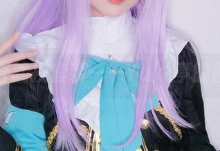 一言不合就换套装——Yuki亭的图册态度