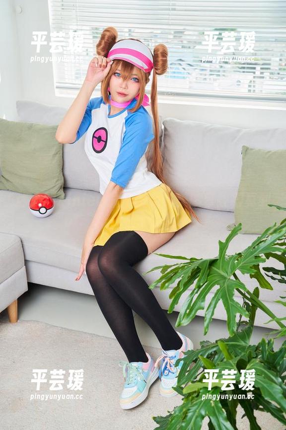 迷人的ZinieQ最新图库，美腿拿捏得真到位，你敢来吗？