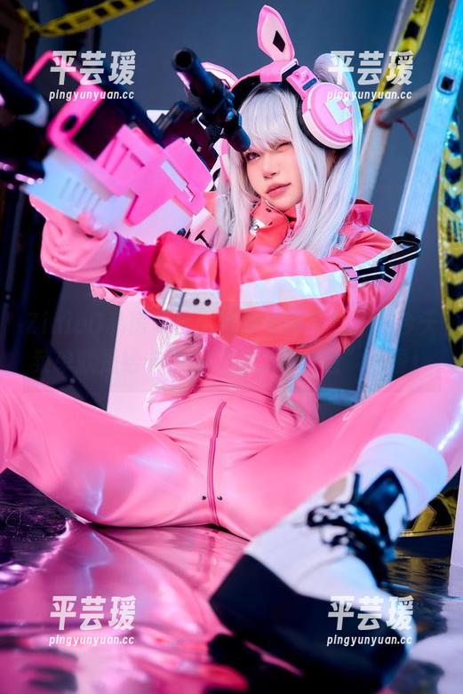 ZinieQ私房写真：这阿卡丽下厨了，今天菜单就是给卡莎的“星之守护者”大餐！