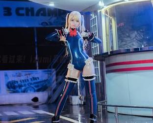 资源党看过来！izumi泉桃子的帝国通讯官图集真不是盖的！