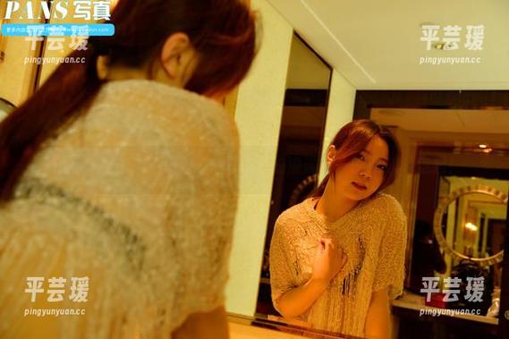 pans - 宁宁短裙风——图库里的浪漫，一键下载，走起！