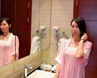 pans – 水水教室的原图福利，简直是好奇的小漩涡，容易让人陷进去哦。