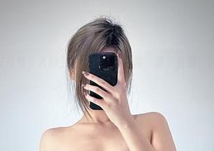 微密圈 – 深V又何妨，乙醇子的在线蓝色裹胸，把‘资源’的定义悄悄刷新了