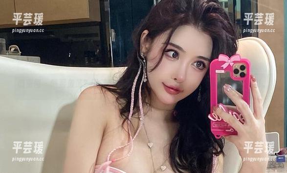 微密圈 - 略显放荡？于芷晴最新分享的极致小恶魔，偏偏就这么吸引。