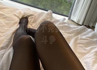 微密圈 – 美图中的不完美：俏妞t与牛仔的斗争