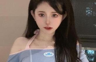 躲在屏幕后面的倦倦喵：在线女仆写真，等你来一发金句。