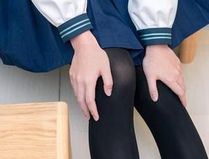 兔玩映画：我以为我只是坐着，结果却是凳子上的腿部特写，高清奉上！