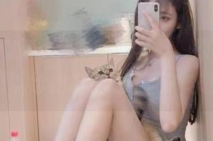 如果啾小妍Deer是我的学姐，原图偶尔分享，可以给我发小纸条吗？求互动！