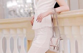 嗲囡囡 – 小恶魔的JK美图秀，精选起来总是别有滋味