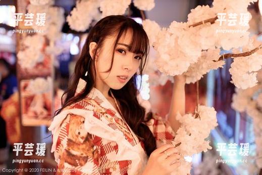 嗲囡囡 - 和服+鱼子酱Fish=图库中的欢乐化学反应！