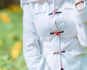 浴缸里的塔塔_Lo1iTa，高清写真分享，让你不自觉低头！