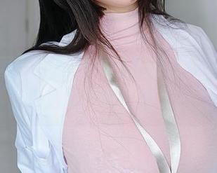 这件可爱的制服是女主K的杰作，居然还能免费下载，傻了！