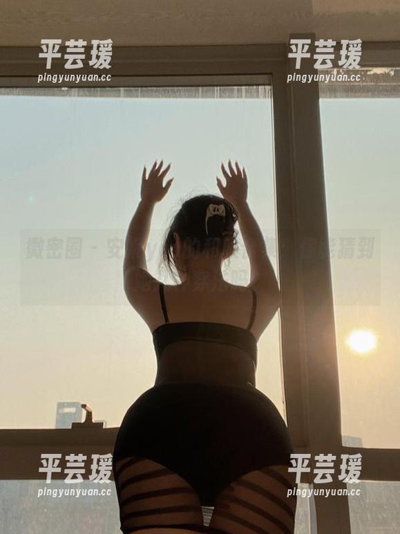 微密圈 - 安妮yoo的和服合集：你能猜到她几种穿法吗？