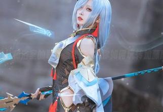 图片和浴室的联手：宫本桜教你如何玩转加藤惠